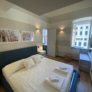 Apartment New In Front Of Cathedral, Genoa
